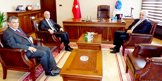 TÜBA Başkanı Prof. Dr. Ahmet Cevat Acar, Kırıkkale Üniversitesi Rektörü Prof. Dr. Ekrem Yıldız’ı Ziyaret Etti